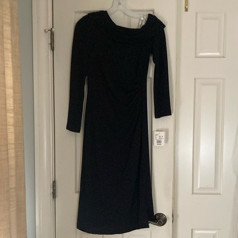 Black Sheath Long Sleeve Crew Neck Dress